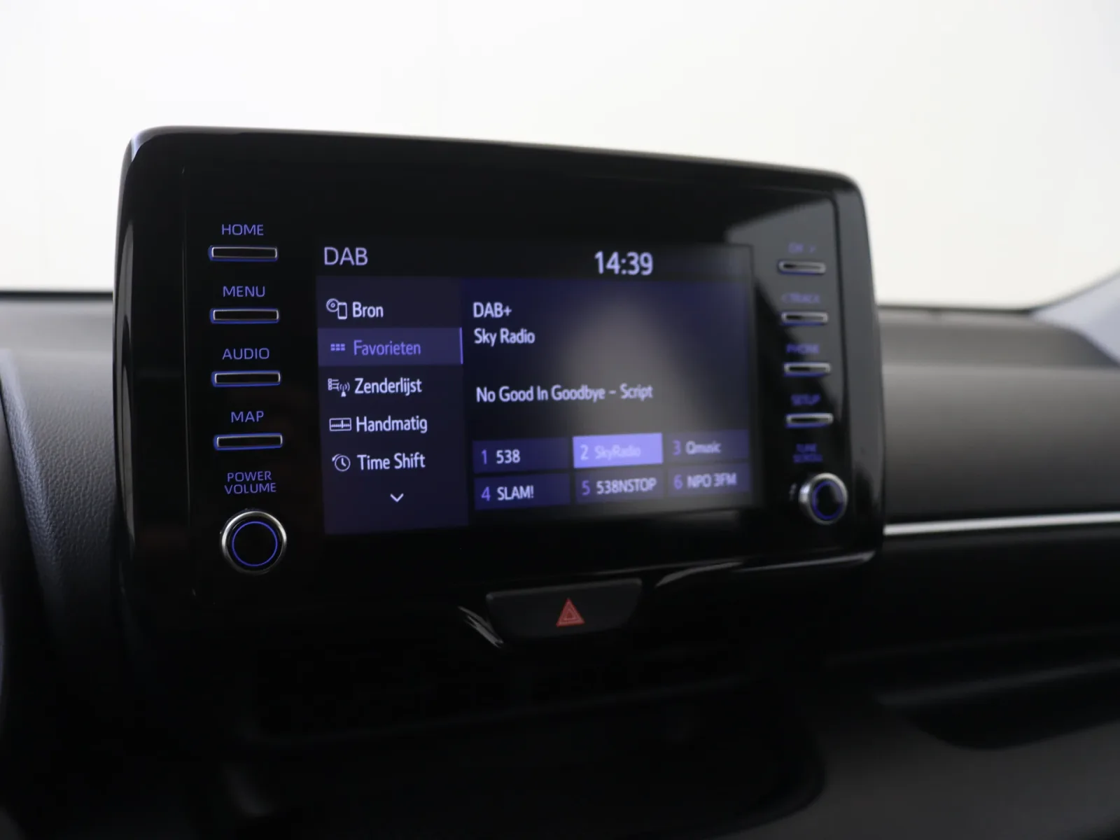 Toyota Yaris (2020) — foto 1