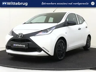 Toyota Aygo (2017) — foto 1