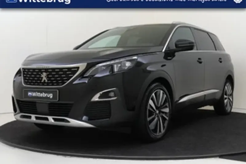 Peugeot 5008 (2021)