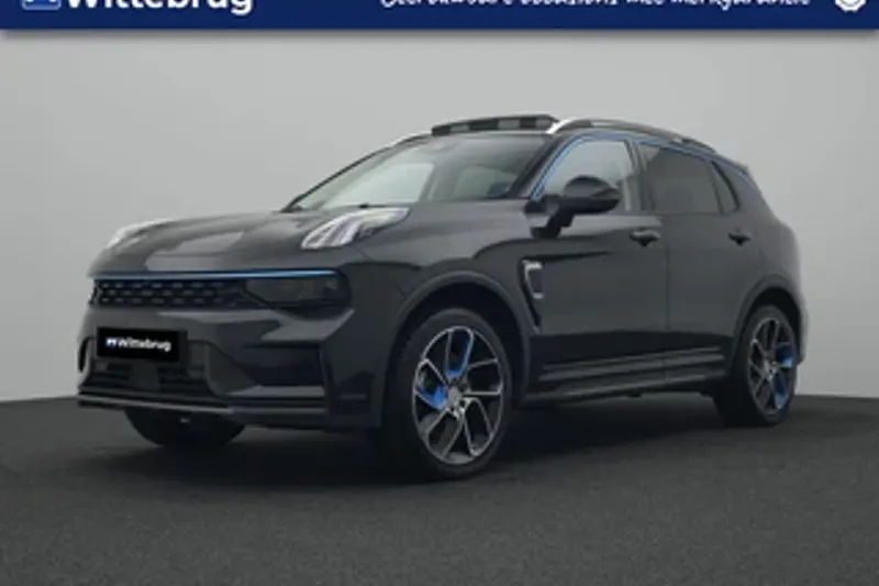 Lynk & Co 01 (2023)