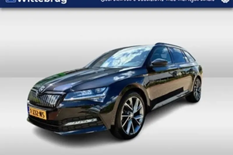 Škoda Superb (2023)