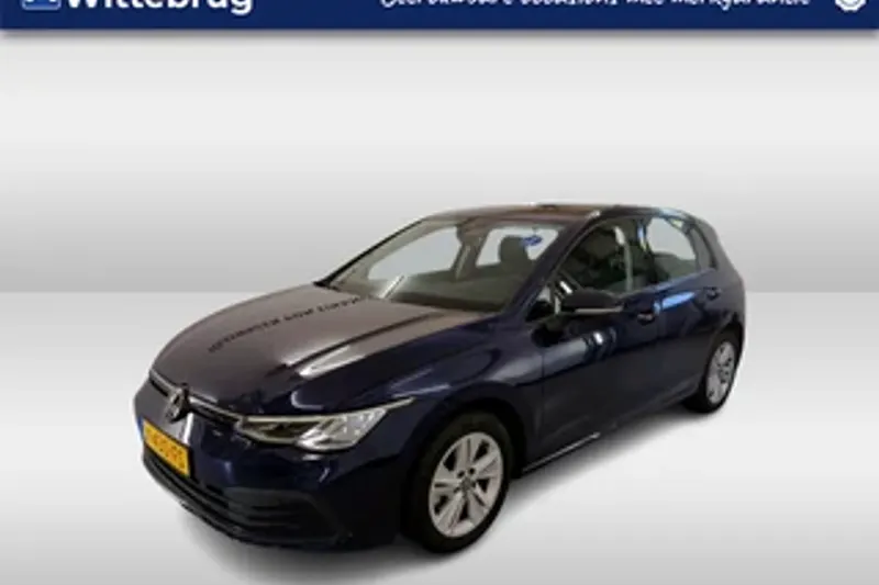 Volkswagen Golf (2023)