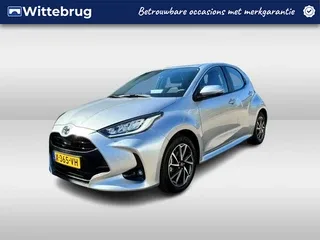Toyota Yaris (2024) — foto 1