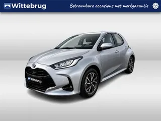 Toyota Yaris (2024) — foto 1