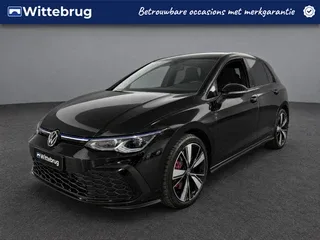 Volkswagen Golf (2022) — foto 1