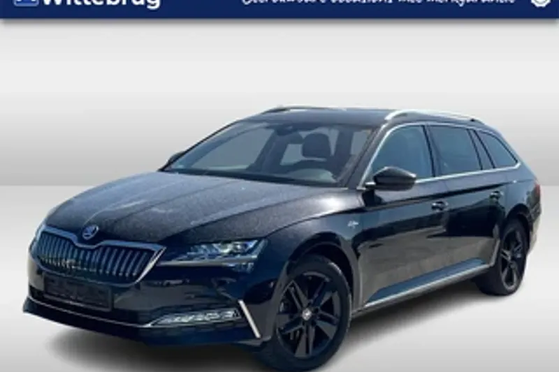 Škoda Superb (2023)