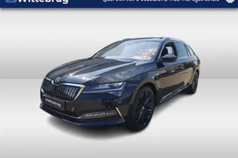 Škoda Superb (2023)