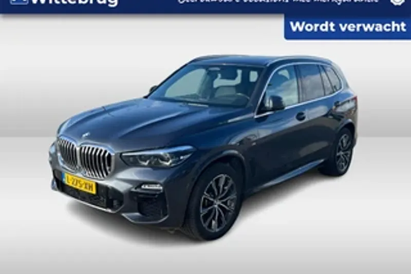 BMW X5 (2021)