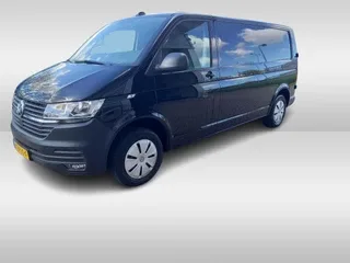 Volkswagen Transporter (2023) — foto 1