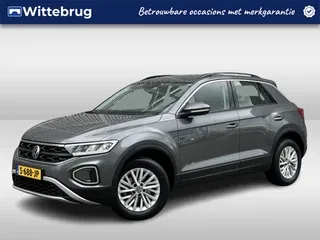 Volkswagen T-Roc (2022) — foto 1