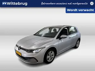 Volkswagen Golf (2022) — foto 1