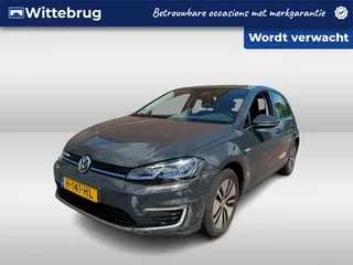 Volkswagen E-Golf (2020) — foto 1