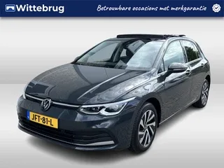 Volkswagen Golf (2022) — foto 1