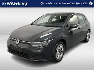 Volkswagen Golf (2022) — foto 1