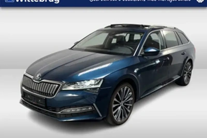 Škoda Superb (2023)