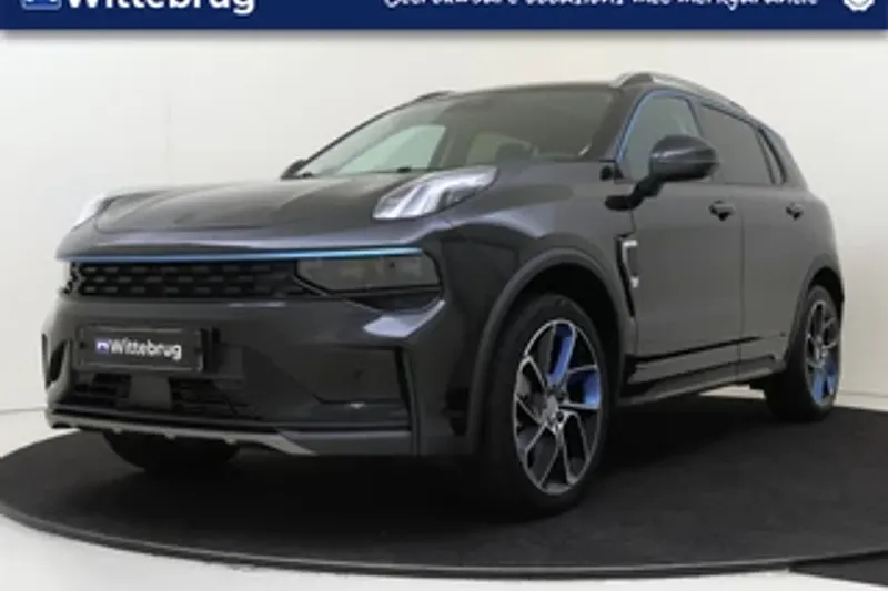 Lynk & Co 01 (2021)