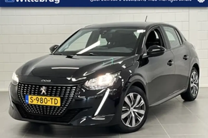 Peugeot 208 (2023)