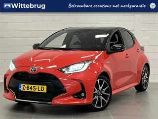 Toyota Yaris (2021) — foto 1