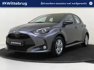 Toyota Yaris (2024) — foto 1