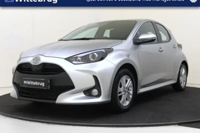 Toyota Yaris (2024)