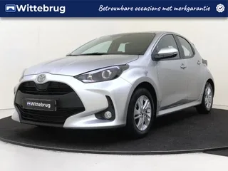 Toyota Yaris (2024) — foto 1