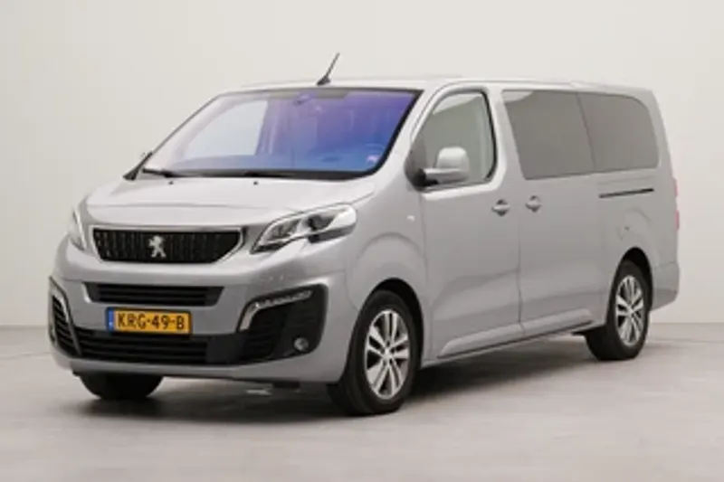 Peugeot Traveller (2021)