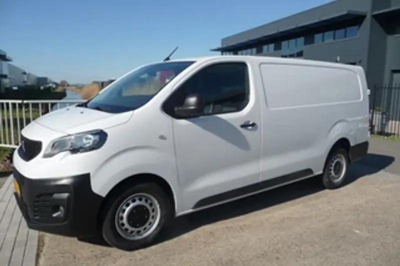 Peugeot Expert (2023)