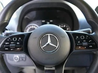 Mercedes-Benz Sprinter (2023) — foto 1