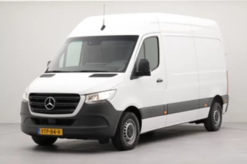 Mercedes-Benz Sprinter (2023)