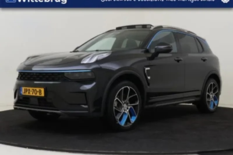 Lynk & Co 01 (2024)