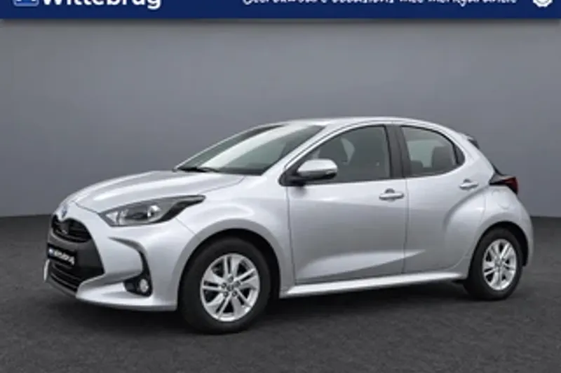 Toyota Yaris (2024)