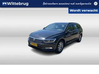 Volkswagen Passat (2018) — foto 1