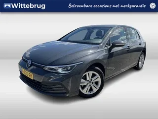 Volkswagen Golf (2021) — foto 1