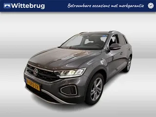 Volkswagen T-Roc (2022) — foto 1