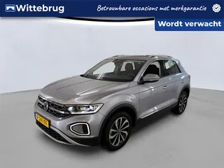 Volkswagen T-Roc (2022) — foto 1