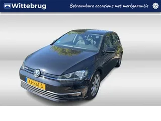 Volkswagen Golf (2019) — foto 1