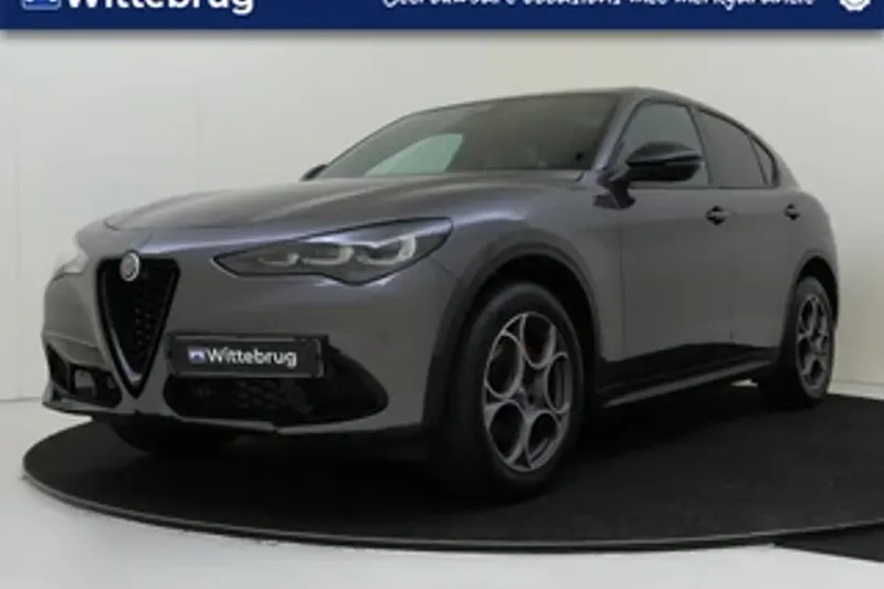 Alfa Romeo Stelvio (2023)