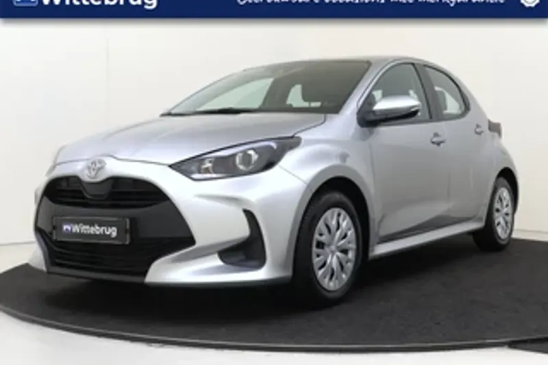 Toyota Yaris (2023)