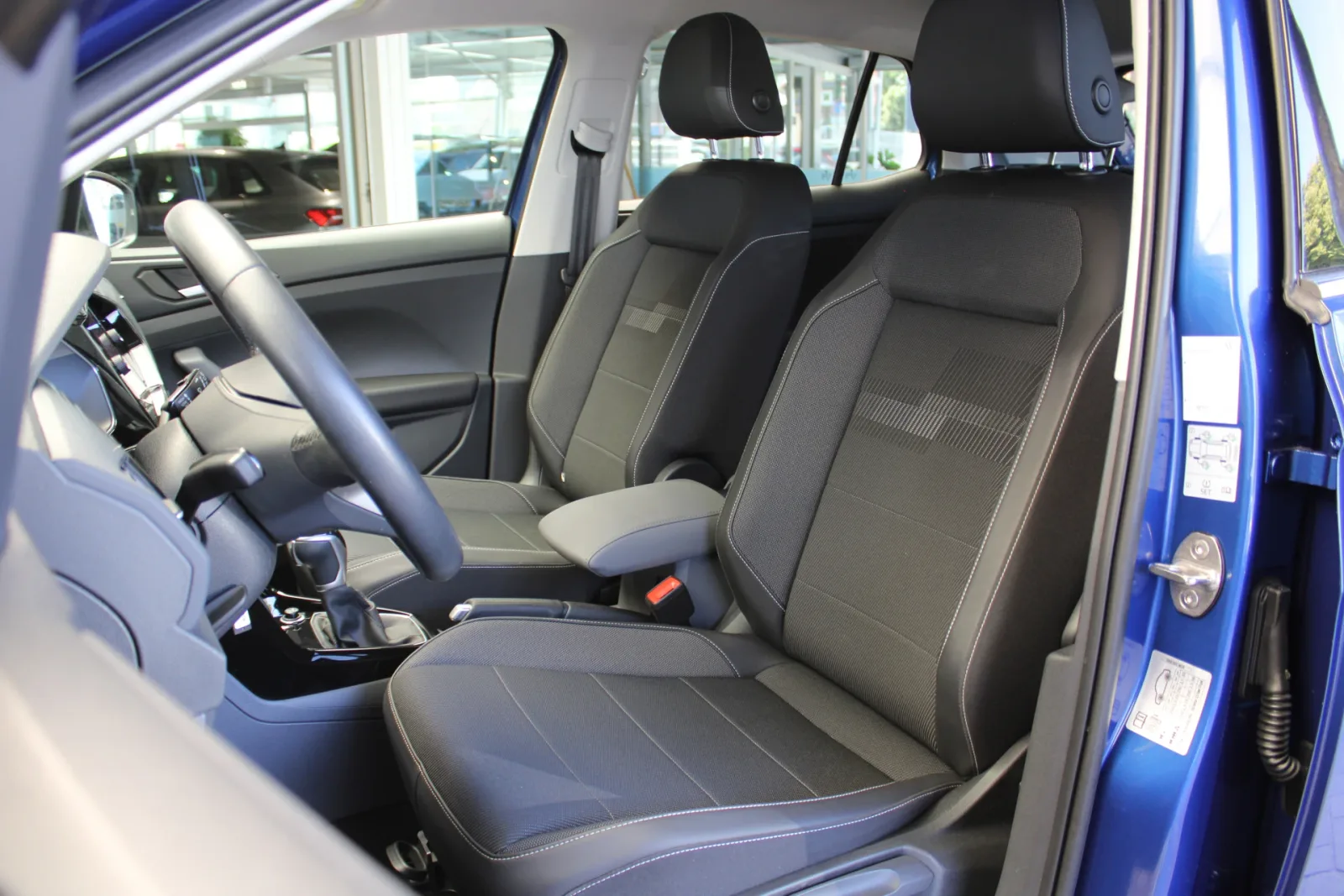Volkswagen T-Cross (2021) — foto 1