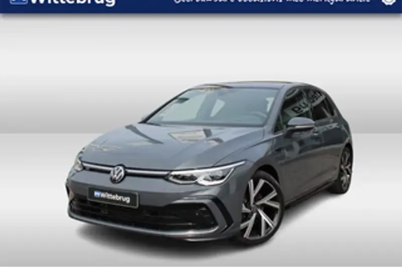 Volkswagen Golf (2023)