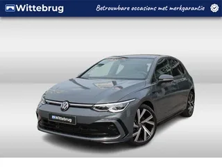 Volkswagen Golf (2023) — foto 1