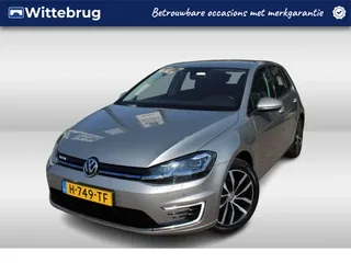 Volkswagen E-Golf (2020) — foto 1