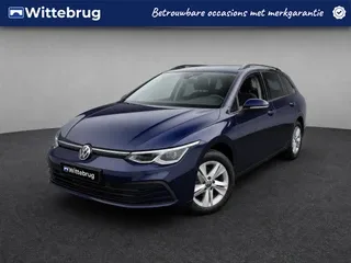 Volkswagen Golf (2024) — foto 1