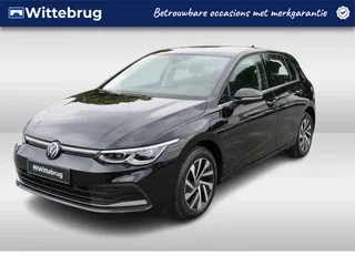 Volkswagen Golf (2022) — foto 1