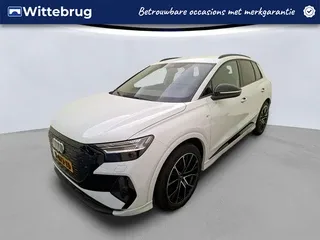 Audi Q4 e-tron (2021) — foto 1