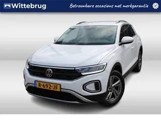 Volkswagen T-Roc (2022) — foto 1