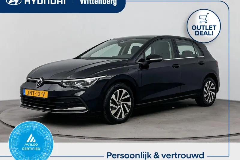 Volkswagen Golf (2023)