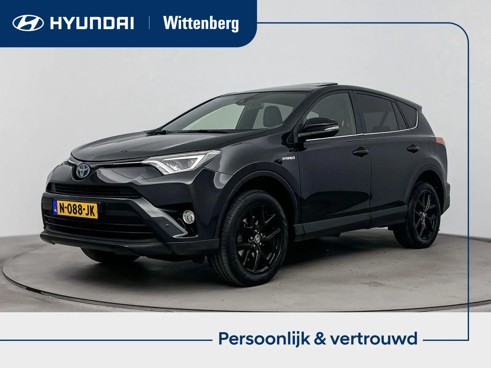 Toyota RAV4 (2017) — foto 1