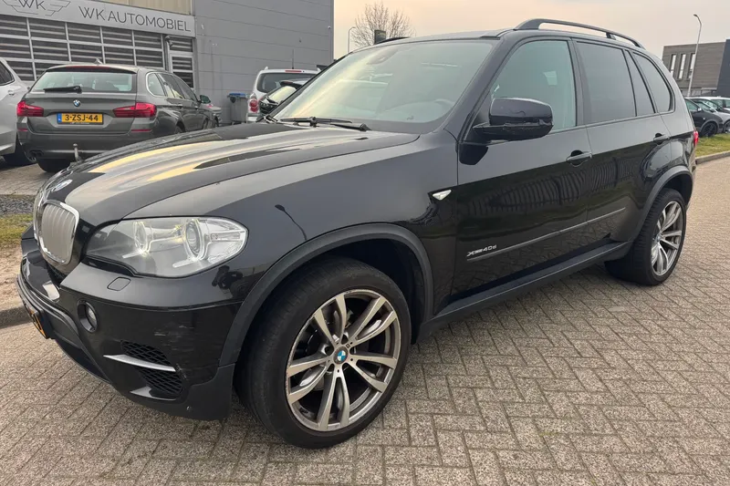BMW X5 (2011)