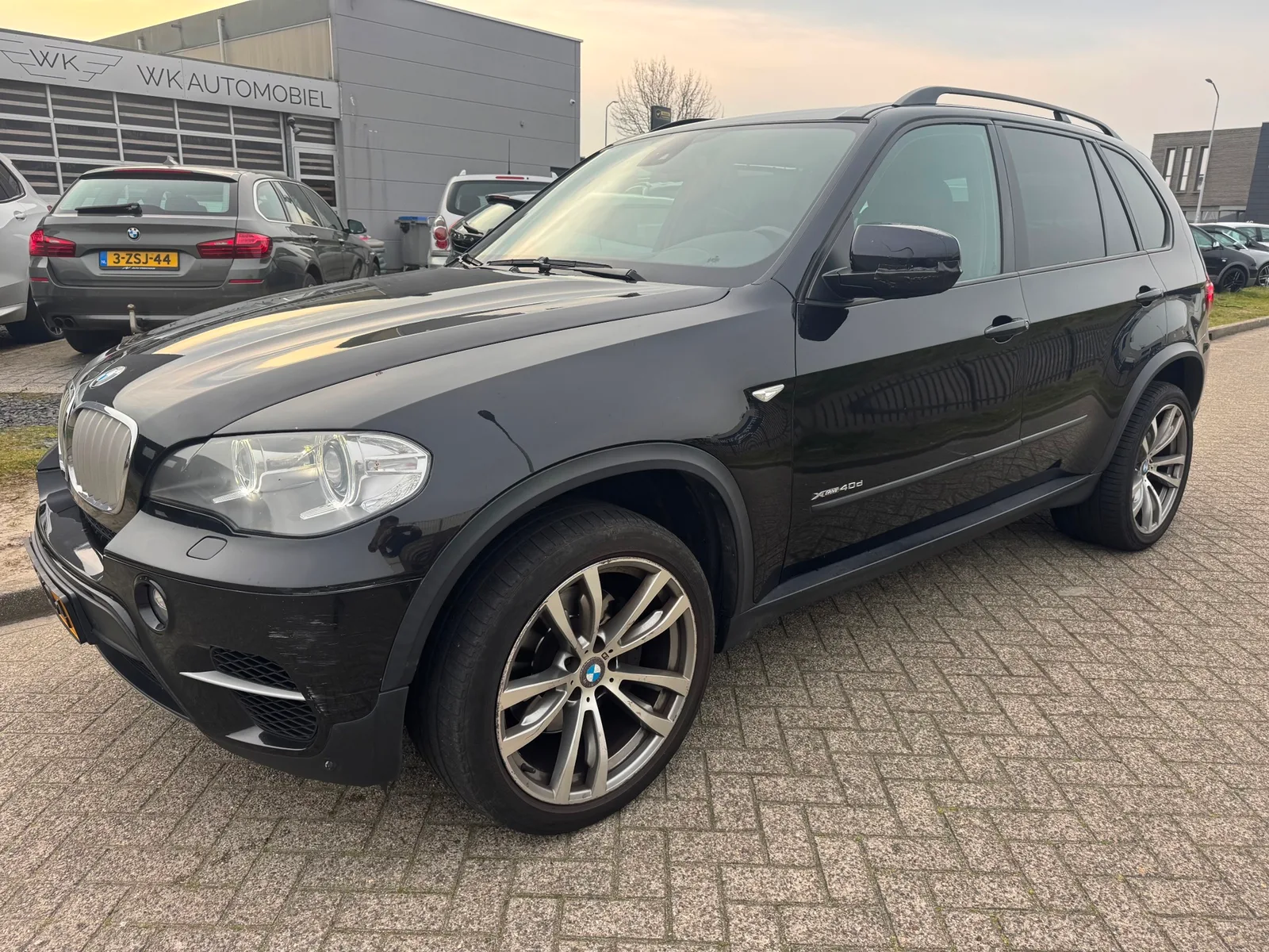 BMW X5 (2011) — foto 1
